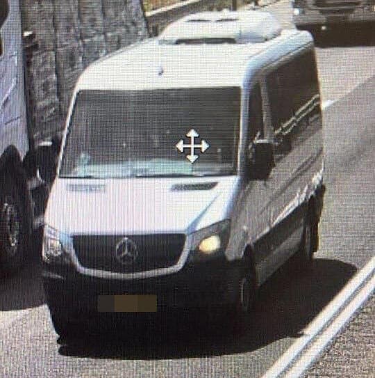 תיעוד רכב המחבלים בכביש 6