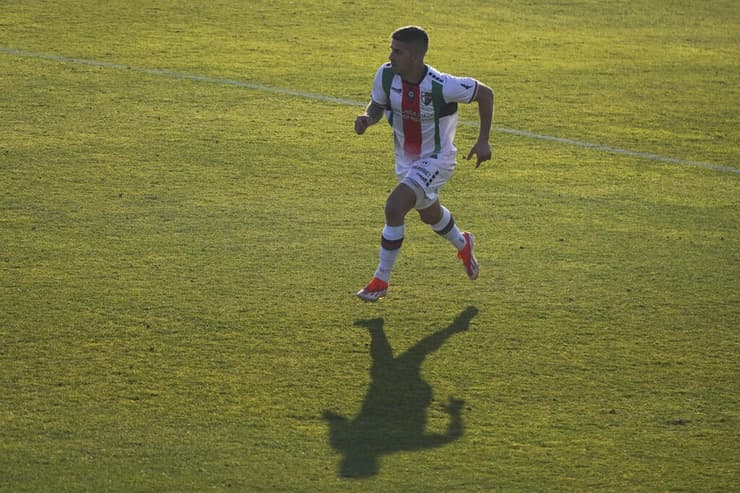 צ'ילה קלוב דפורטיבו פלסטינו קבוצה פלסטינית שחקן ניקולס לינרס