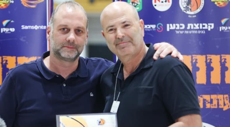 איל הנדלר וחן שניידרמן (שחר גרוס) איל הנדלר וחן שניידרמן