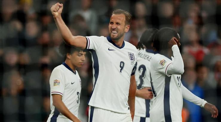 הארי קיין מאושר (רויטרס) הארי קיין מאושר