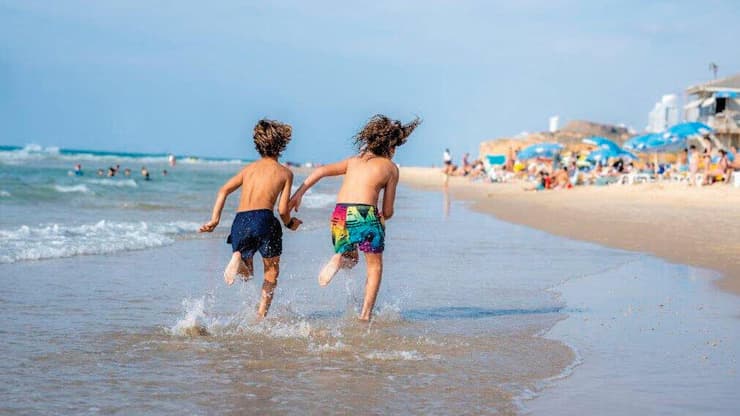 יופי של חוף נתניה (צילום: באדיבות האגודה לעידוד תיירות נתניה) יופי של חוף נתניה