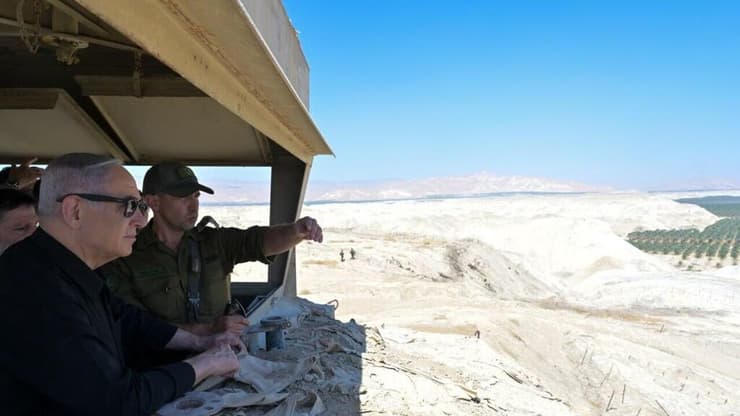 נתניהו בביקור בגבול ירדן בחודש שעבר (צילום: קובי גדעון, לע״מ) בנימין נתניהו בגבול ירדן