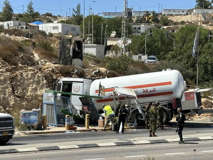 זירת הפיגוע דריסה בצומת גבעת אסף