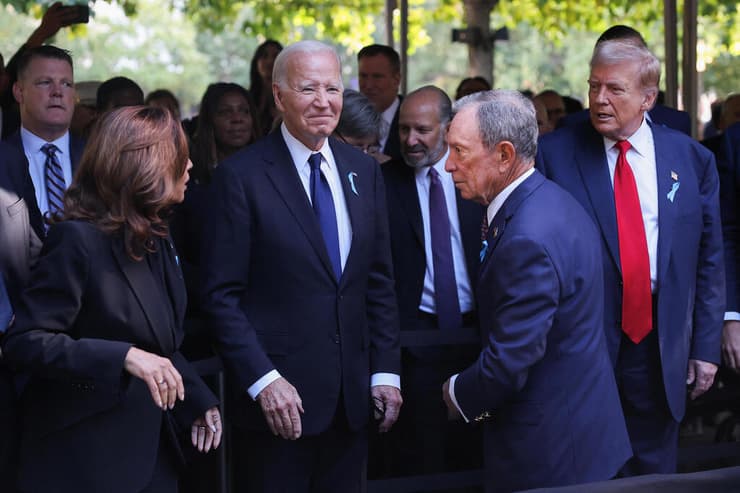 נשיא ארה"ב ג'ו ביידן הנשיא לשעבר דונלד טראמפ סגנית הנשיא קמלה האריס ראש העיר ניו יורק לשעבר מייקל בלומברג טקס זיכרון 11 בספטמבר ניו יורק