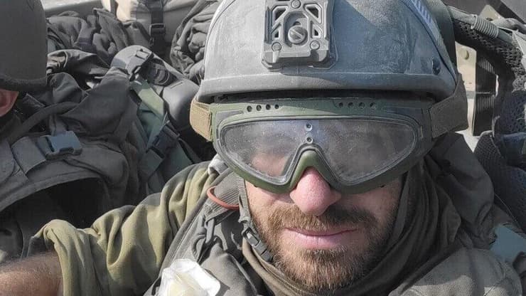 ד״ר רודניצקי כירורג ראשי של הקומנדו