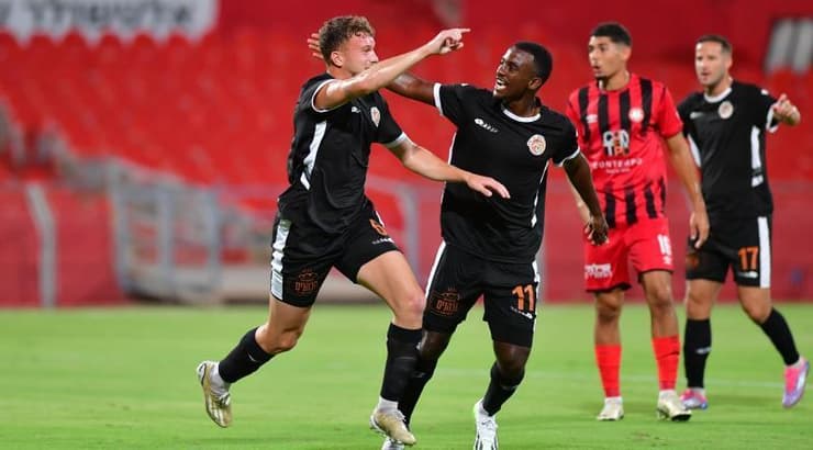 תמיר חיימוביץ' חוגג