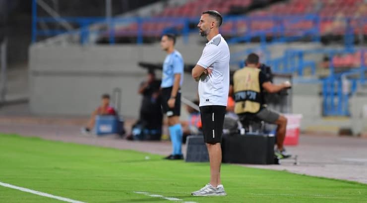 ניסו קפילוטו על הקווים של רמת גן