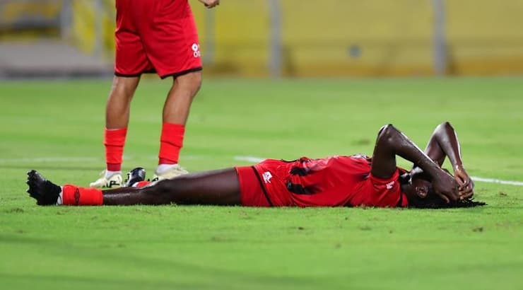 מוחמד אדמס מתוסכל