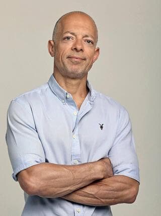 רז שכניק רז שכניק