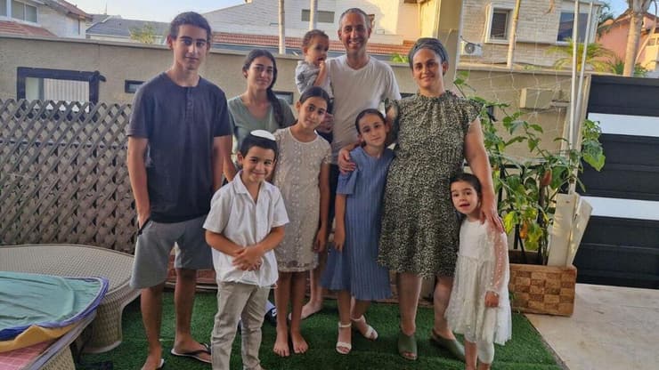 פיני ובני משפחת דרעי
