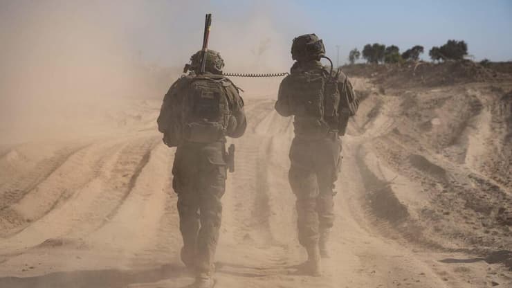 בפעם השניה: לוחמי חטיבה 5 חוזרים לתמרון במרכז רצועת עזה - תיעוד מסדרת התרגילים של לוחמי המילואים