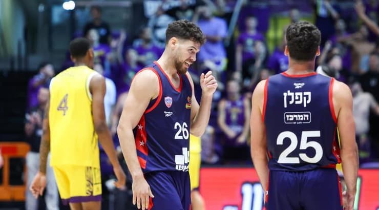 ג'יי ג'יי קפלן ויריב עמירם