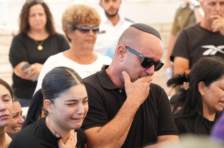 הלוויתו של עמית בכארי