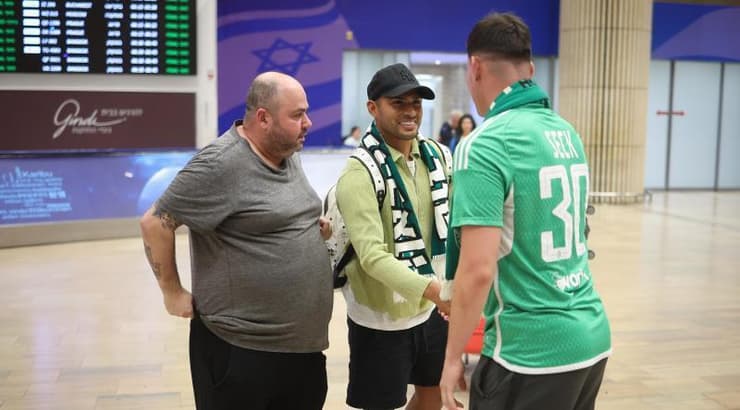 נהואל בנתב"ג, הבוקר