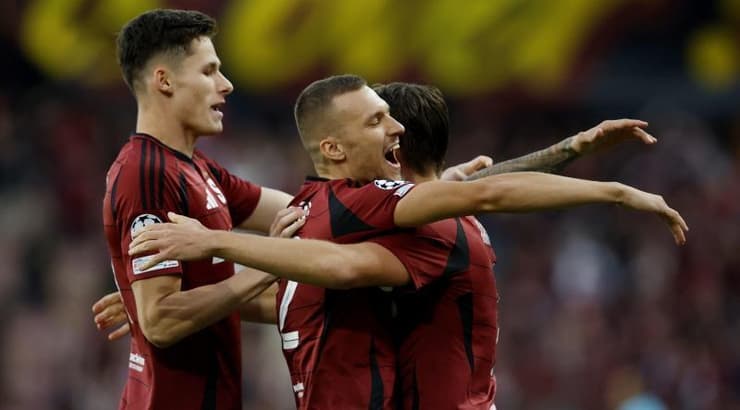 שחקני ספרטה פראג חוגגים