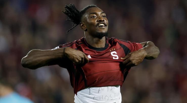 ויקטור אולטונג'י חוגג