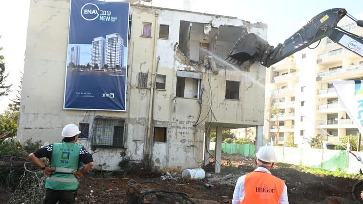 לפני (צילום: ליאת מנדל) לפני