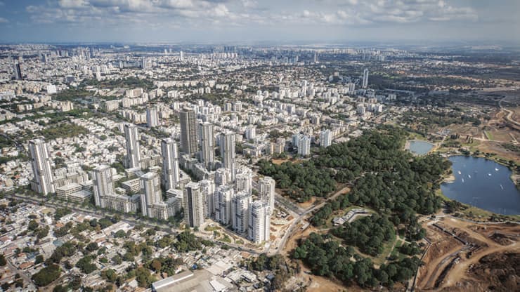 אחרי (הדמיה: 3DIVISION) אחרי