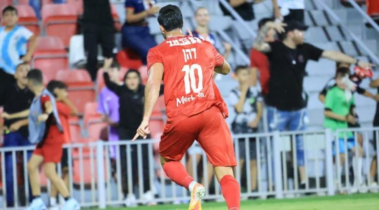 גיא דהן חוגג