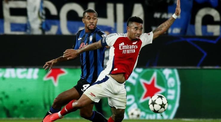 גבריאל חסוס ואיסאק האיין במאבק