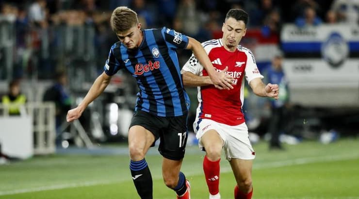 גבריאל מרטינלי במאבק עם צ'ארלס דה קטלארה