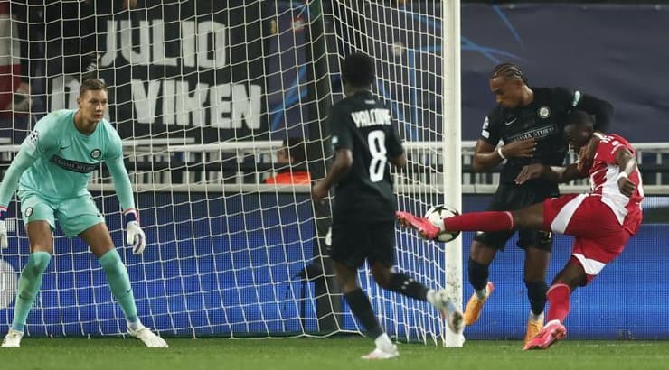 עבדאללה סימה בועט