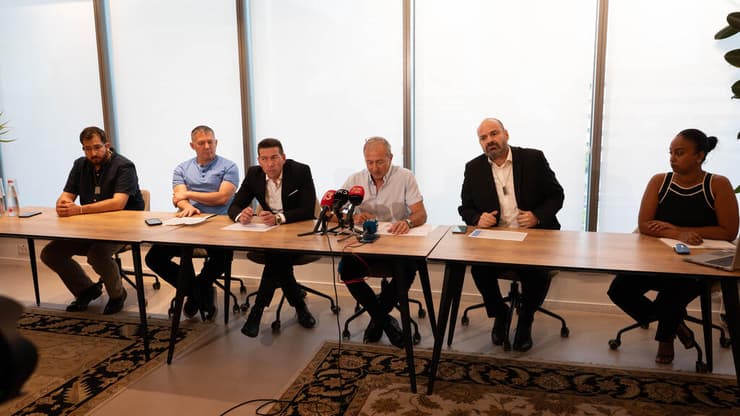 מסיבת העיתונאים בעניין הגשת הערר על שיבוש הראיות בפרשת קסלטמן