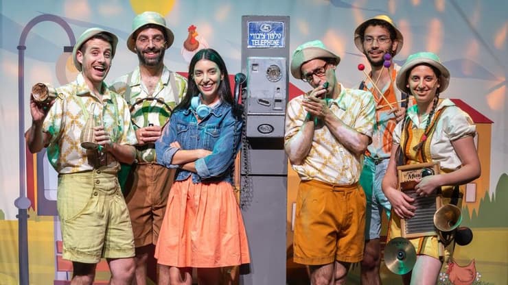 פסטיבל צלילי ילדות. מתוך ההצגה "טרומלו"