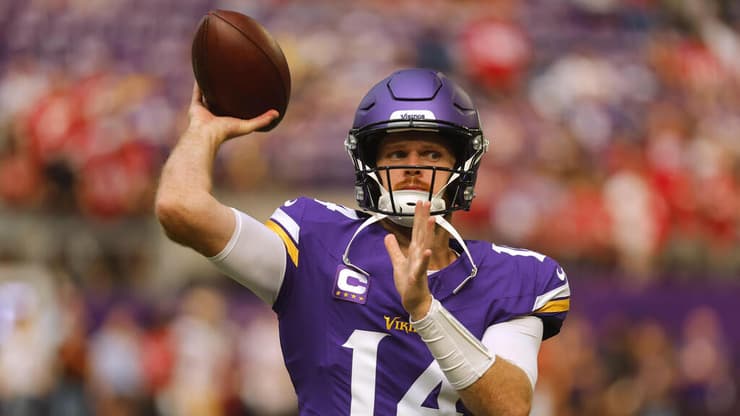 מוביל את הליגה בטאצ'דאונים אחרי שלושה שבועות. דארנולד (צילום: AP Photo/Bruce Kluckhohn) דארנולד