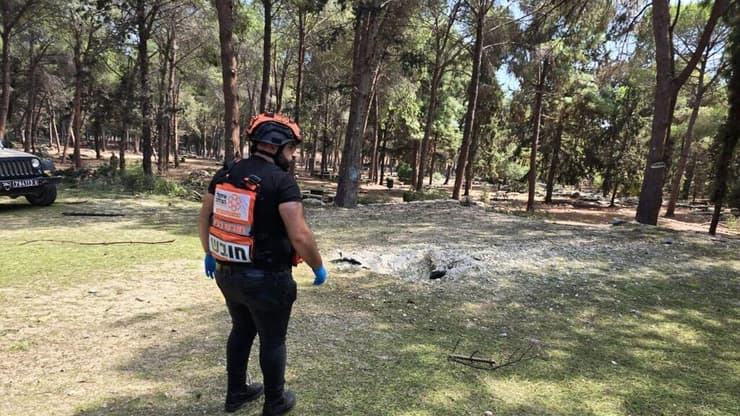 גבר נפצע מרסיסים בין יגור ליוקנעם