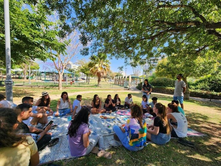 פעילות 'קידושישי' בתל אביב