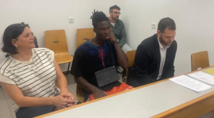 "לא התכוונתי לפגוע באיש". יאו בדיון