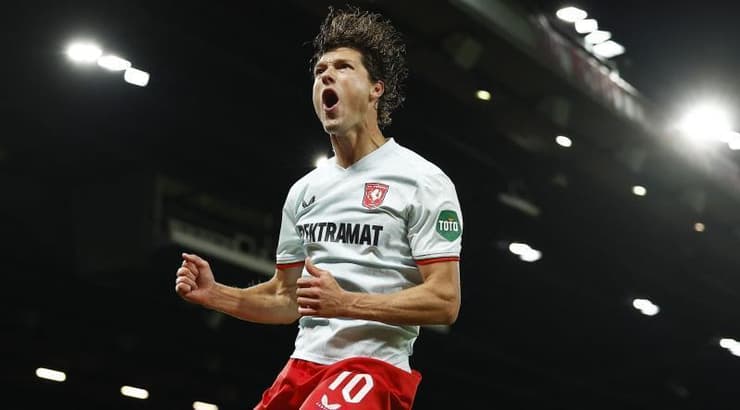 סם לאמרס חוגג