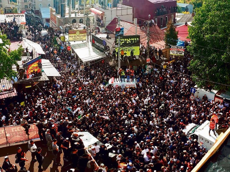 מושך המונים. קבר רבי נחמן באומן (צילום: נחמן רבני) yk14094007