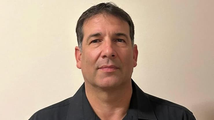 עמית גבע (צילום: גלידות נסטלה) עמית גבע