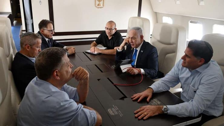  ראש הממשלה בנימין נתניהו במטוס כנף ציון בדרכו לנאום בעצרת הביטחון של האו"ם 