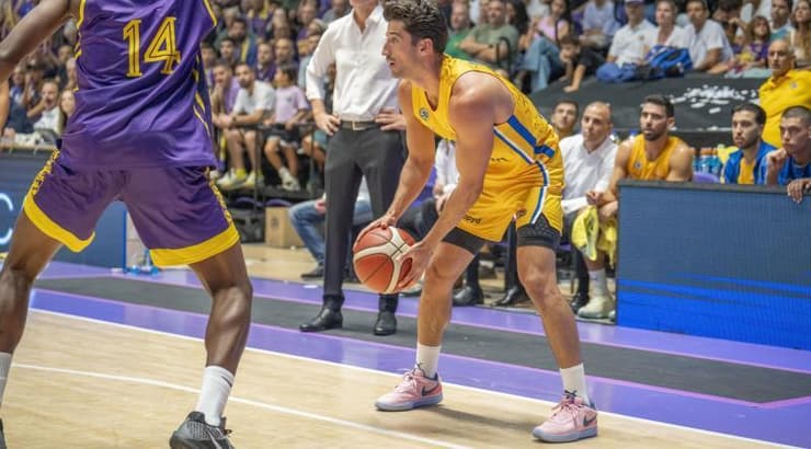 ג'ון דיברתולומאו (רועי כפיר) ג'ון דיברתולומאו