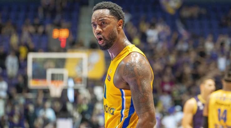 ליוואי רנדולף (רועי כפיר) ליוואי רנדולף