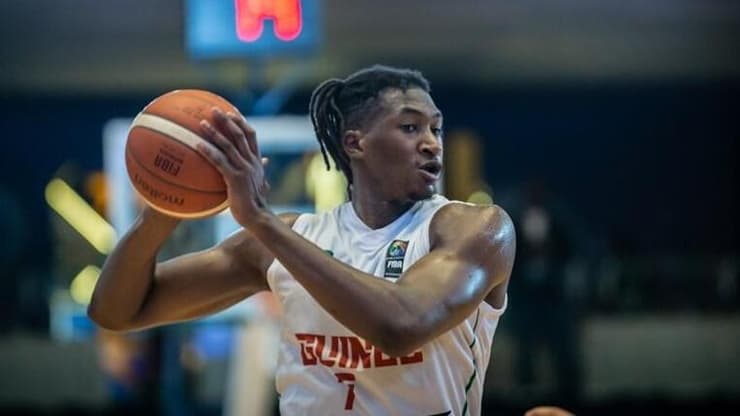 חתם רשמית. אלפא קאבה (צילום: FIBA PHOTOS) אלפא קאבה