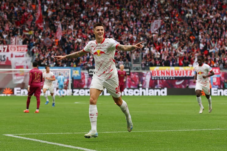 ששקו חוגג צמד בזק (צילום: Maja Hitij/Getty Images) בנג'מין ששקו