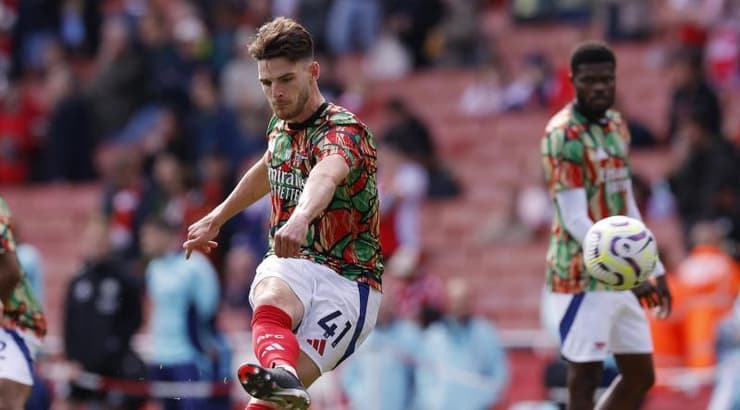 דקלאן רייס מתכונן