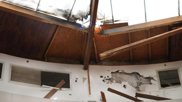 הפגיעה הישירה בקניון נחמיה בקריית שמונה