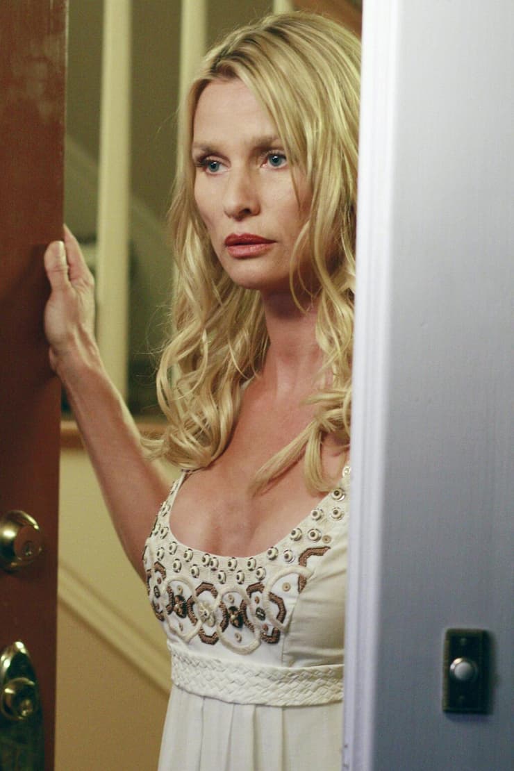 מתוך "עקרות בית נואשות"