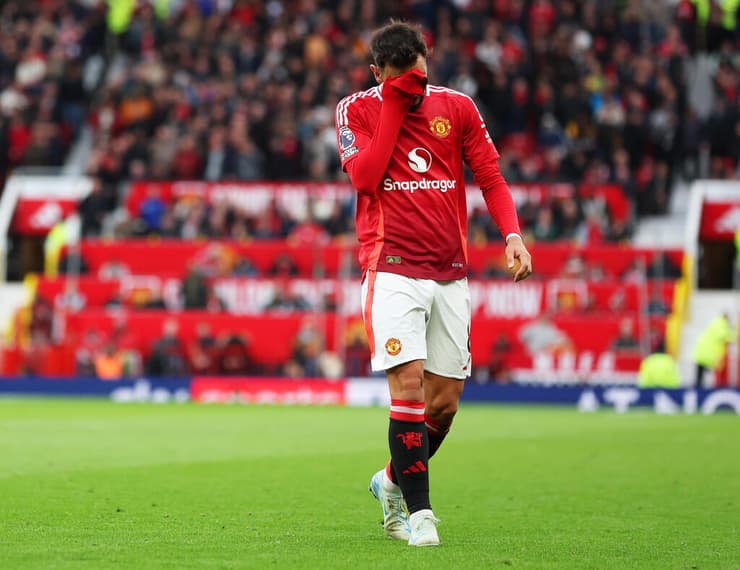 "זה בחיים לא היה צריך להיות אדום". פרננדש לאחר ההרחקה (צילום: Carl Recine/Getty Images) פרננדש