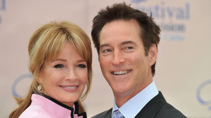 דרייק הוגסטין ודידרה הול