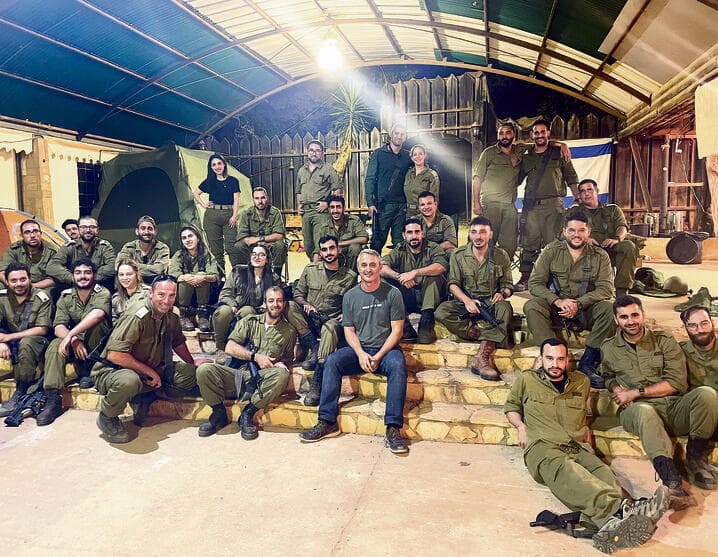 ביקשו סיפור. עם המילואימניקים בצפון (צילום: אורן כהן) yk14094835