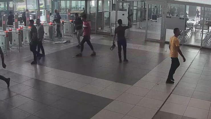 מחבלים במעבר ארז ב-7 באוקטובר
