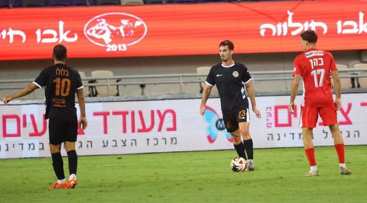 עידן וינטראוב מול ארי כהן