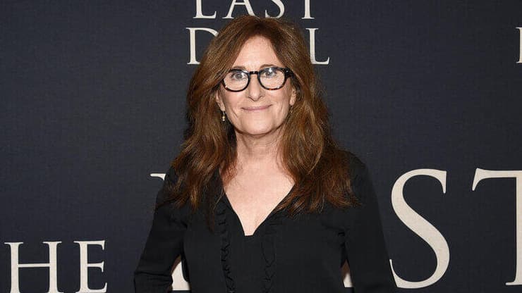 ניקול הולופסנר