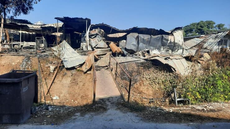 ההרס ברפת עלומים (צילום: אבי פריימן) ההרס ברפת עלומים אחרי ה-7 באוקטובר